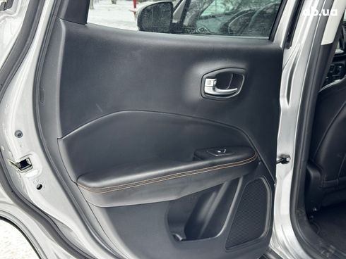 Jeep Compass 2020 серый - фото 25