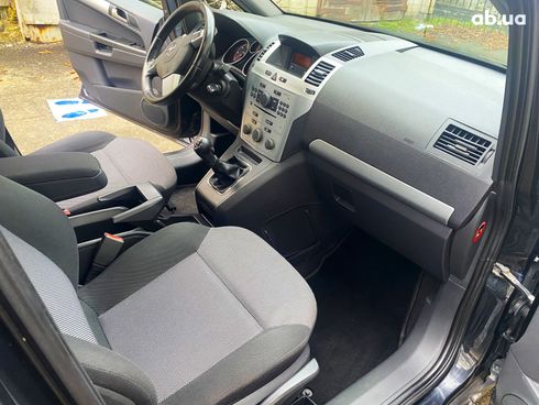 Opel Zafira 2012 черный - фото 12
