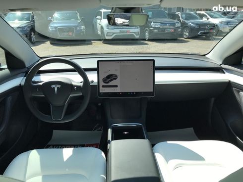 Tesla Model 3 2022 серый - фото 33