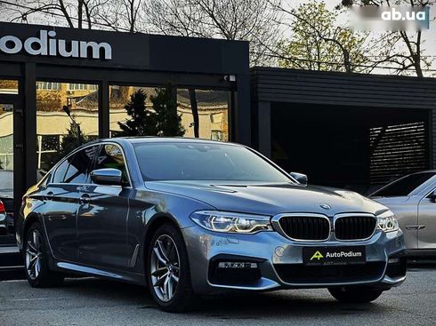 BMW 5 серия 2017 - фото 10