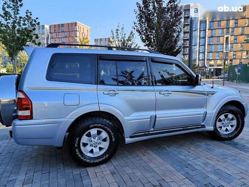 Mitsubishi Pajero Wagon 2006 - фото 21