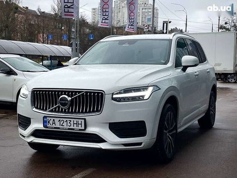 Volvo XC90 2022 - фото 3