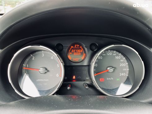 Nissan Qashqai 2010 черный - фото 17