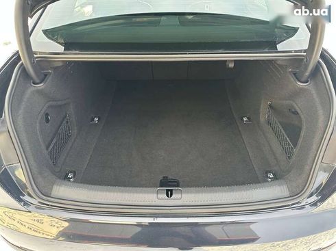 Audi A4 2018 - фото 20