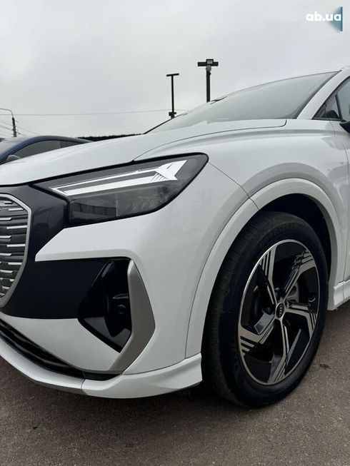 Audi Q4 e-tron 2023 - фото 6