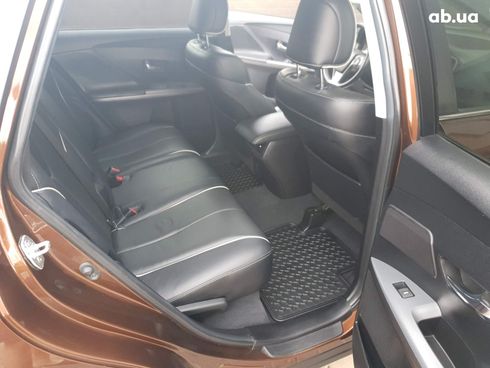 Toyota Venza 2015 коричневый - фото 9