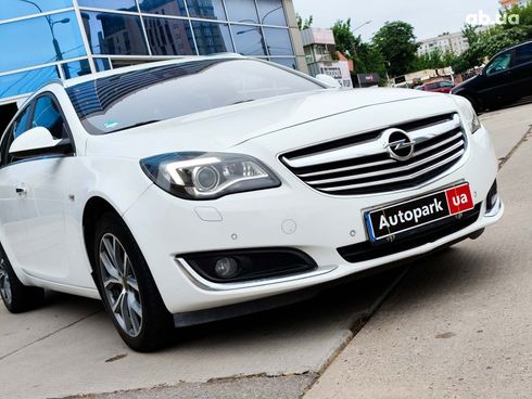 Opel Insignia 2014 белый - фото 13