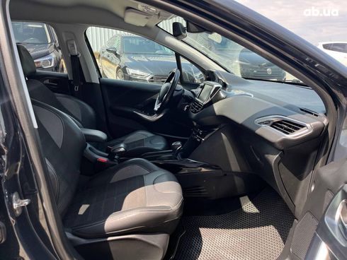 Peugeot 2008 2018 серый - фото 35