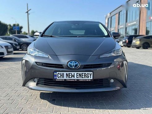 Toyota Prius 2020 - фото 2
