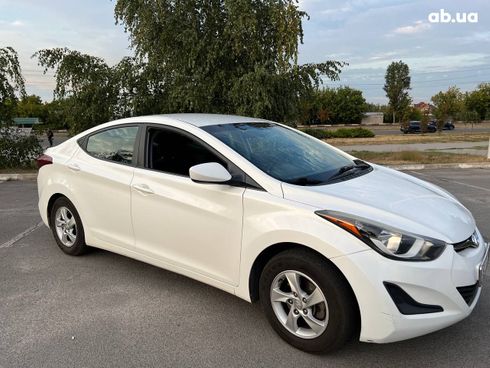 Hyundai Elantra 2014 белый - фото 7