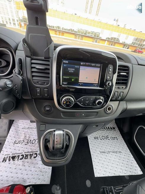 Renault Trafic 2019 - фото 24