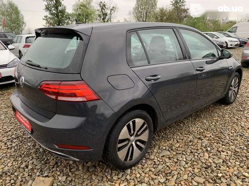 Volkswagen e-Golf 2020 - фото 9