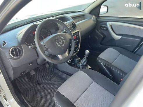 Renault Duster 2014 - фото 13