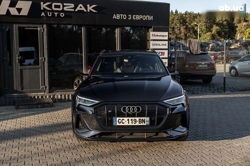 Audi Q4 Sportback e-tron 2021 - фото 4