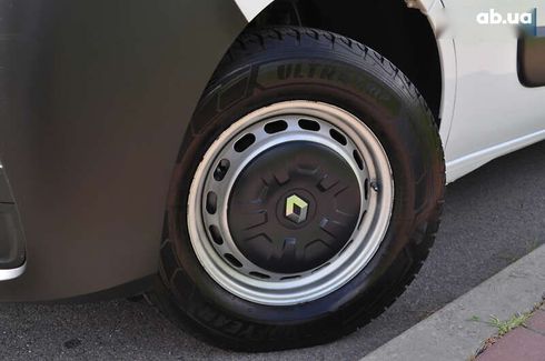 Renault Master 2020 - фото 26