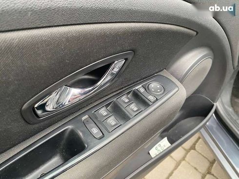 Renault Megane 2013 - фото 10