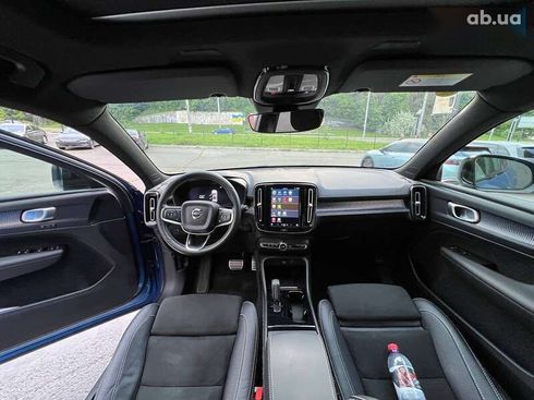 Volvo XC40 2021 - фото 7