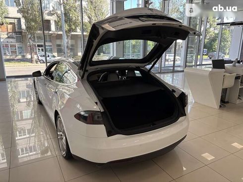 Tesla Model S 2015 - фото 8