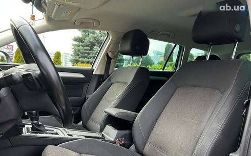 Volkswagen Passat 2017 - фото 9
