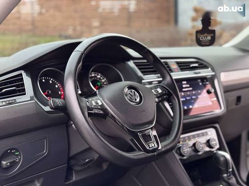 Volkswagen Tiguan 2018 - фото 21