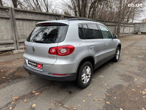 Volkswagen Tiguan 2010 серый - фото 6