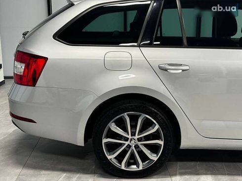 Skoda Octavia 2017 - фото 13