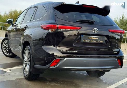 Toyota Highlander 2021 - фото 13
