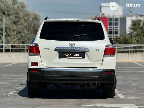 Toyota Highlander 2011 - фото 12