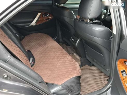 Toyota Camry 2010 - фото 14