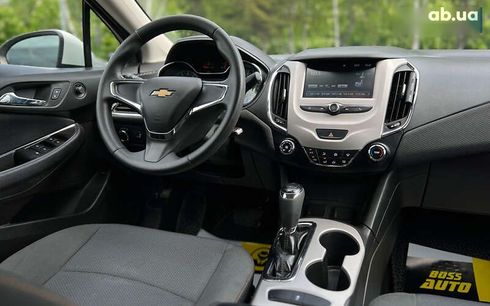 Chevrolet Cruze 2018 - фото 13