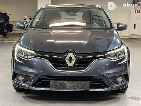 Renault Megane 2018 - фото 15