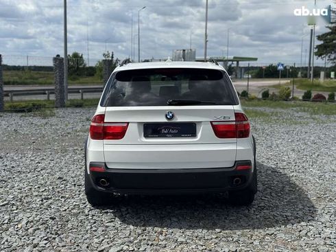 BMW X5 2009 - фото 9