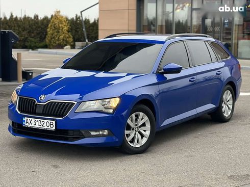 Skoda Superb 2018 - фото 10