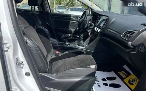 Renault Megane 2021 - фото 25