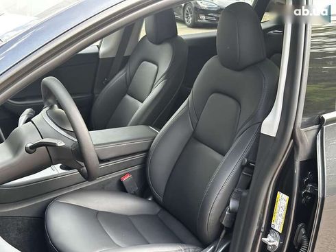 Tesla Model Y 2024 - фото 12