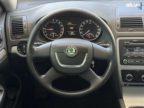 Skoda Octavia 2012 - фото 16