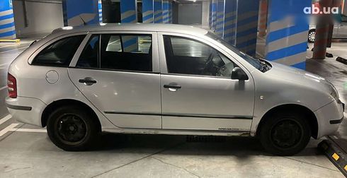Skoda Fabia 2003 - фото 7