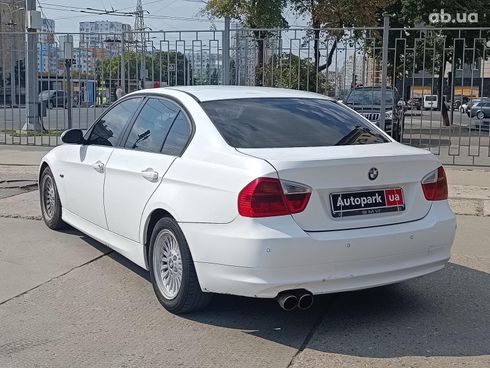 BMW 3 серия 2005 белый - фото 5