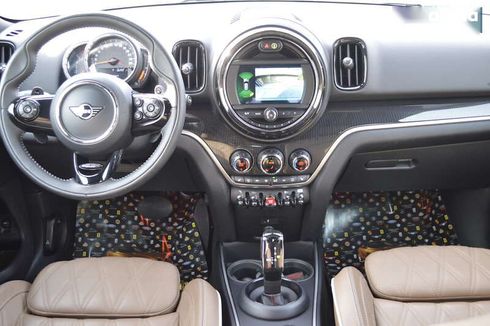 MINI Countryman 2019 - фото 19