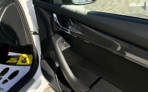 Skoda Octavia 2018 - фото 25
