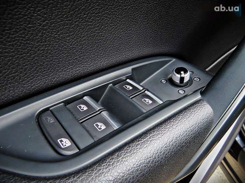 Audi Q5 2017 - фото 27