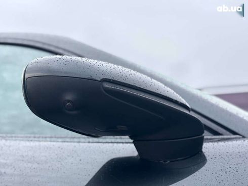 Porsche Taycan 2020 - фото 13