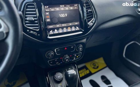 Jeep Compass 2018 - фото 16