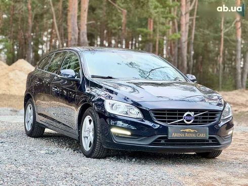 Volvo V60 2017 - фото 7