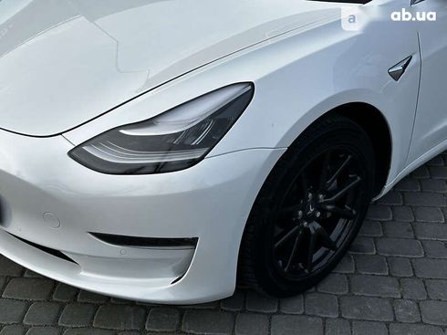 Tesla Model 3 2020 - фото 12