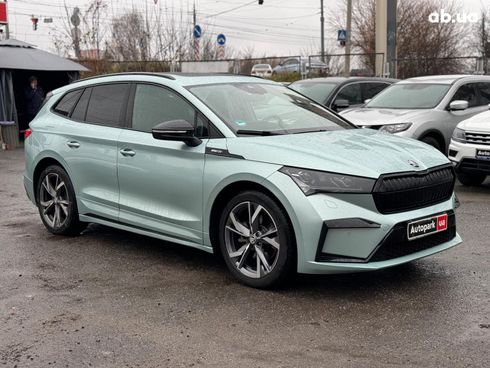 Skoda Enyaq 2023 серый - фото 8