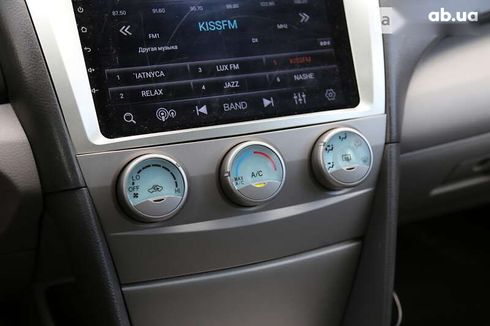 Toyota Camry 2008 - фото 19