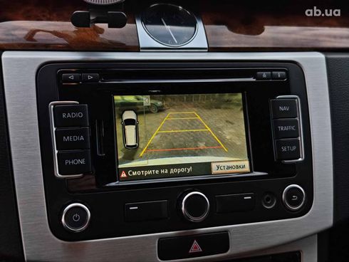 Volkswagen Passat 2012 белый - фото 31