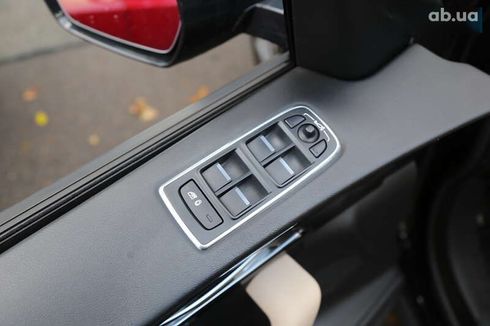 Jaguar F-Pace 2017 - фото 24