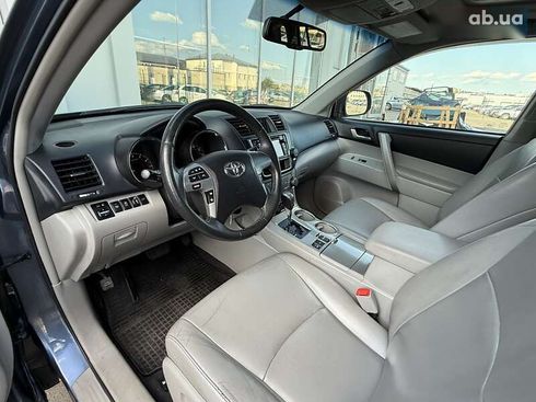 Toyota Highlander 2013 - фото 14